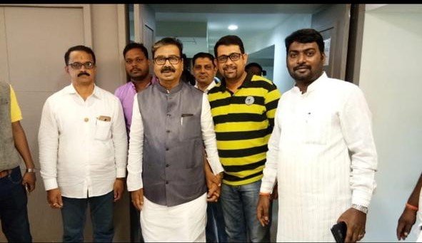 Goutham Banerjee with Guests